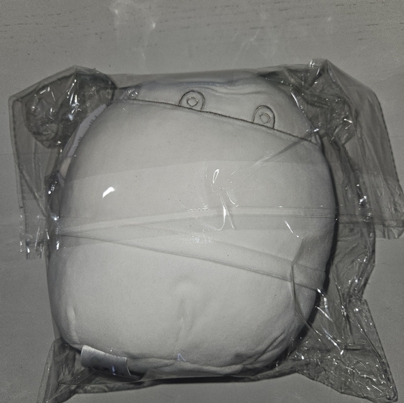 Squishmallows White Scientist Plush - Picture 2 of 4